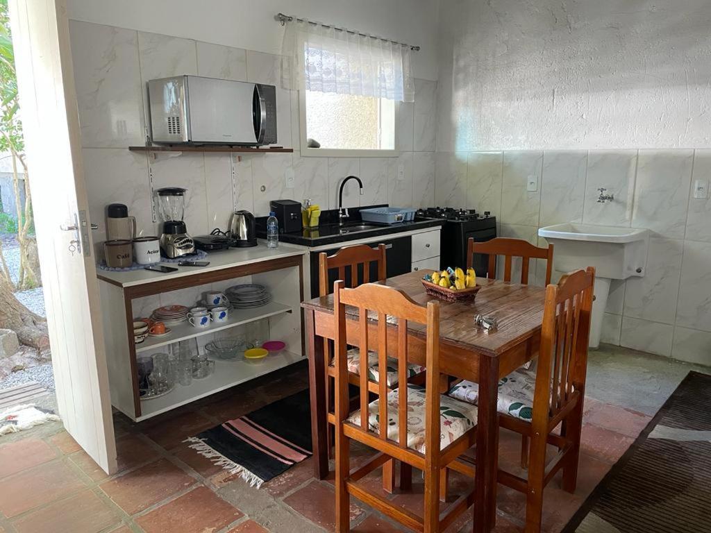 Casa Dois Quartos Pertinho Do Mar Holiday home Florianopolis